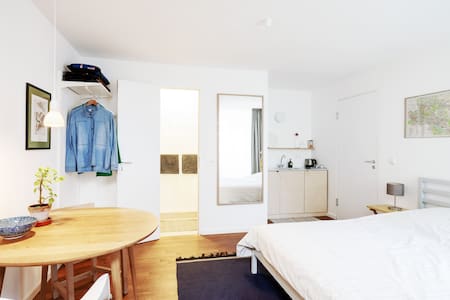 Comfortable Room at Teutoburger Platz