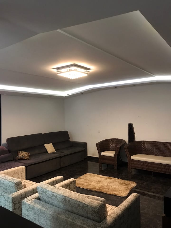 მისაღები ოთახი