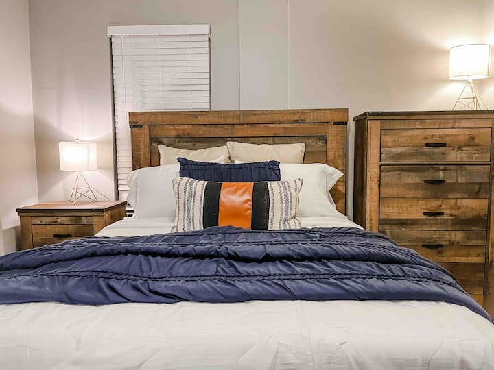 საძინებელი 1