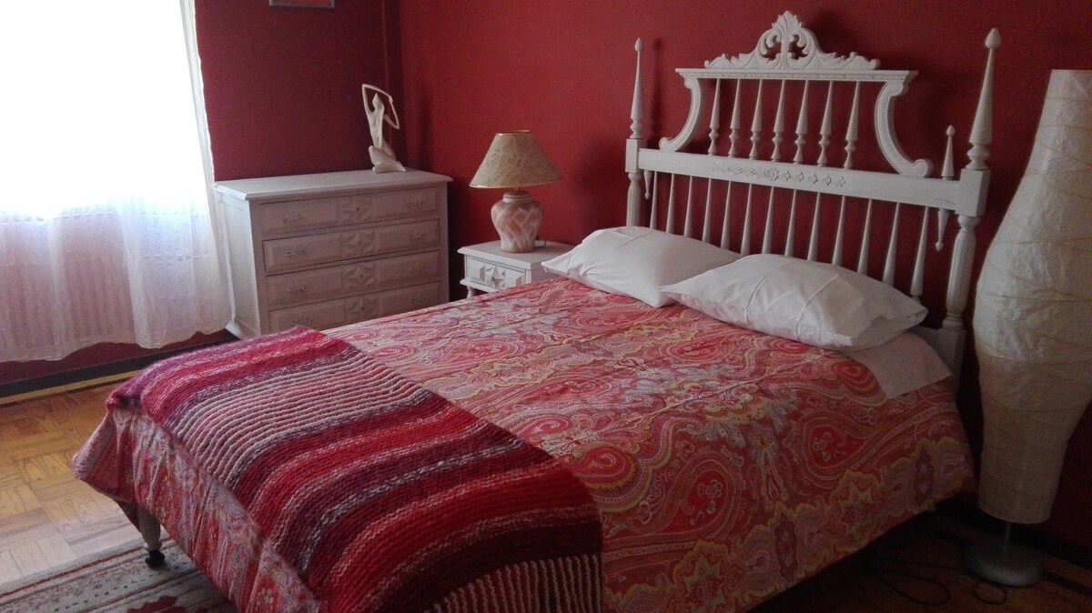 Červená izba! Červená spálňa