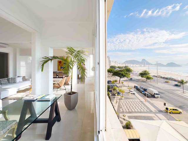 AP Copacabana Vista Mar/ 3 quartos gallery image 3
