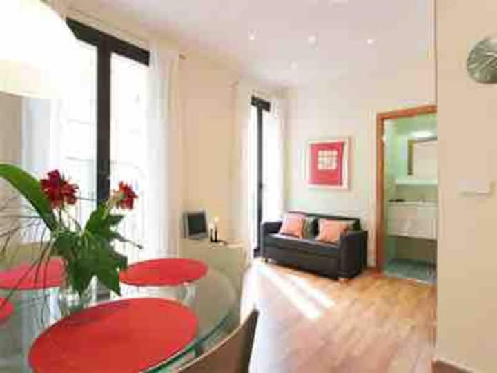 Beautiful Beach Apartment In Downtown Barcelona - Badalona