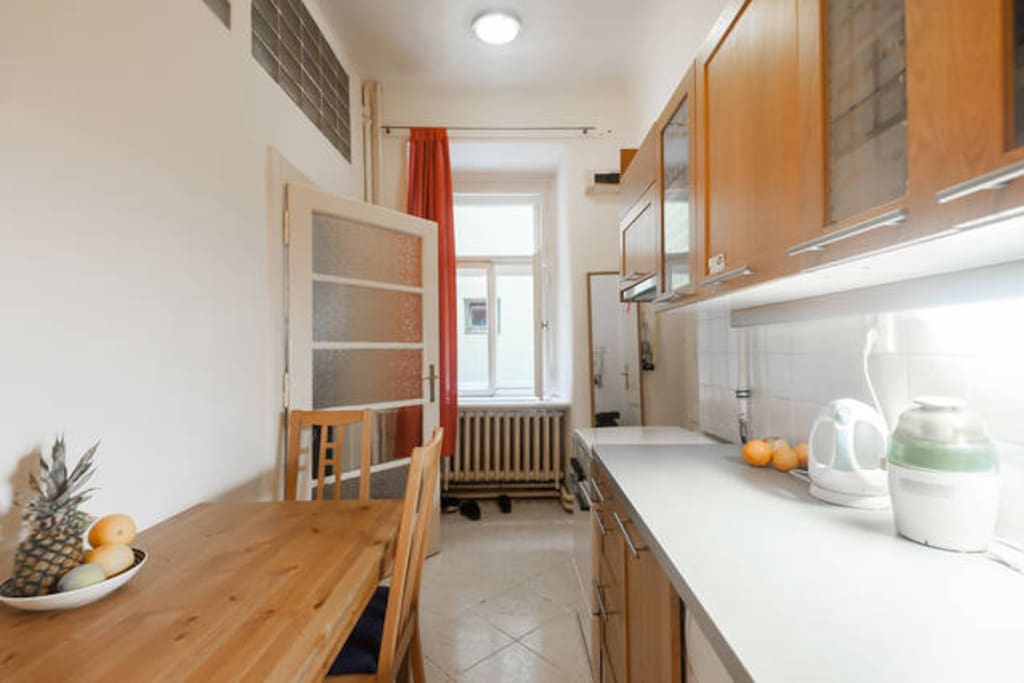 kitchen with all equipment that you need for a good brakfast