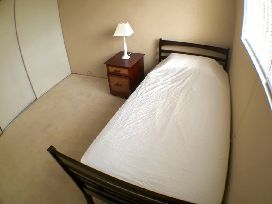 Room 4 before the decor
