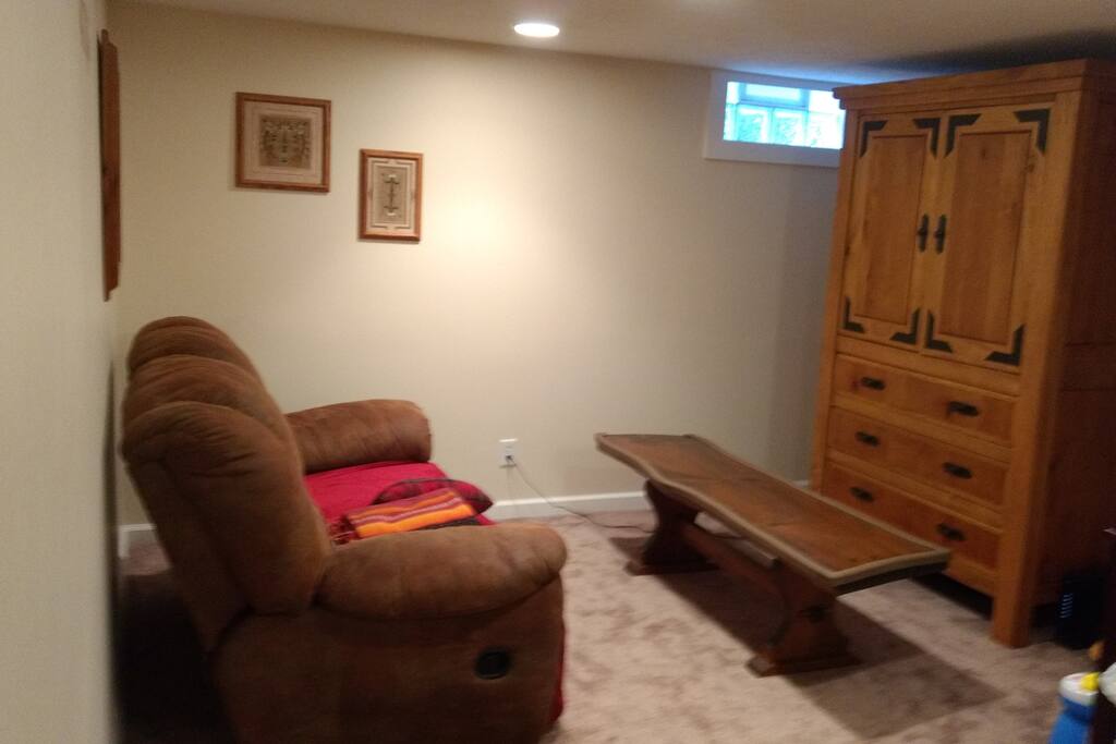 Cable, DVD & large movie collection.