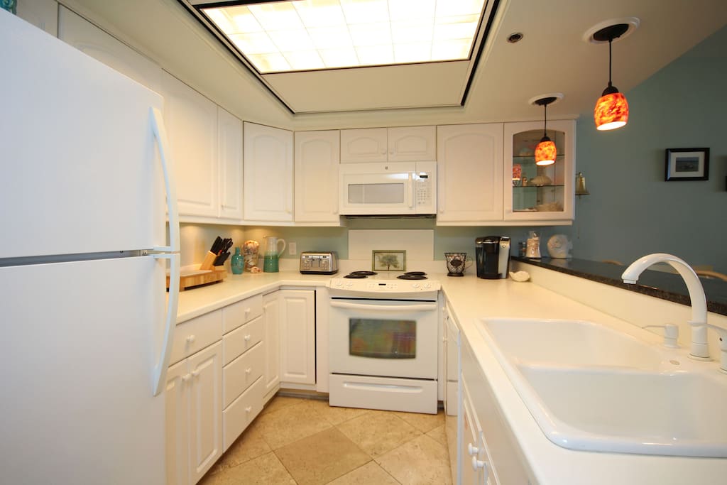 Fully equipped kitchen