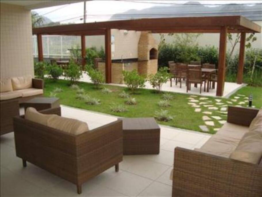 Barbecue Area and Lounge