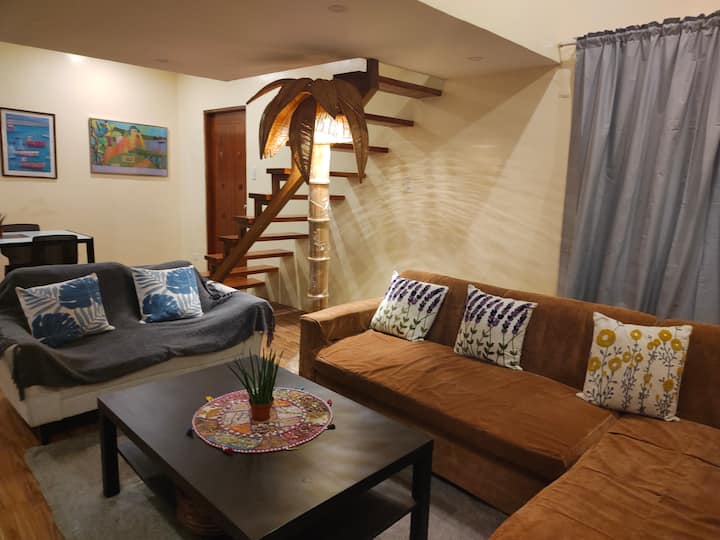 Rumah Loteng 490 Sqm Balinese Inspired Villa - Tagaytay
