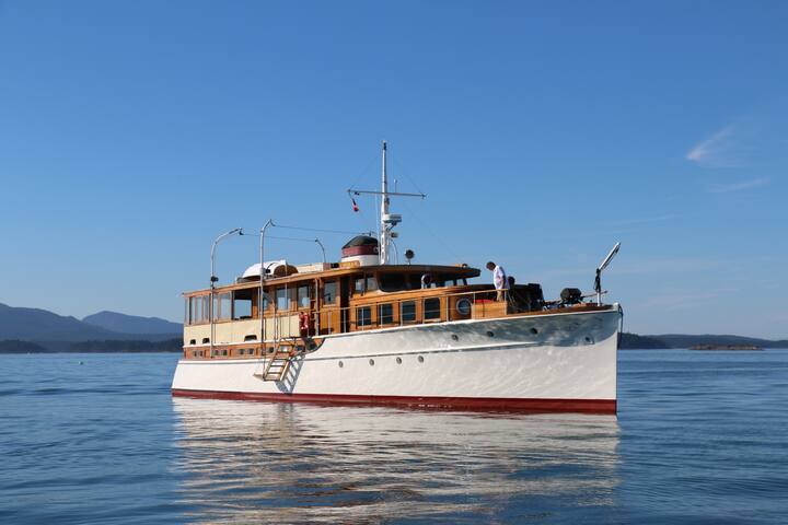 78 Historic Yacht Fully Restored Sleeps 8 Boats For Rent In Seattle Washington United States
