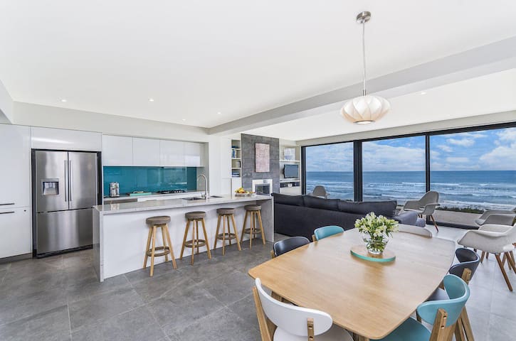 Aqua Mist gallery image 2