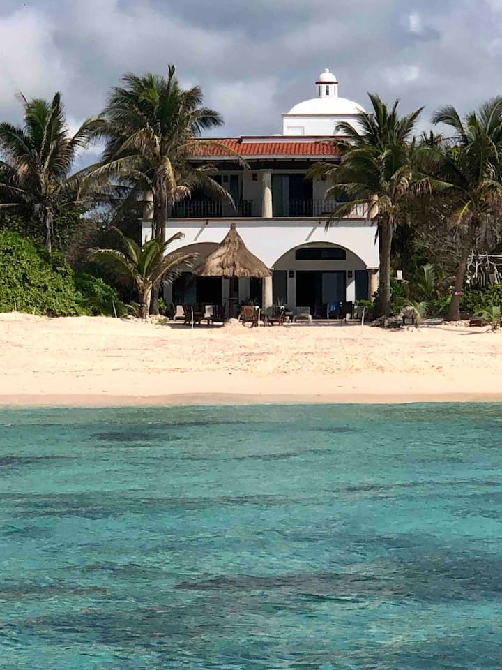 Caribbean Beachfront Apartment Apartments for Rent in Akumal