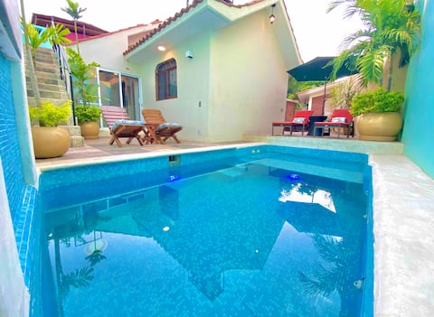 OLE house close to the beach/Pool/Garden