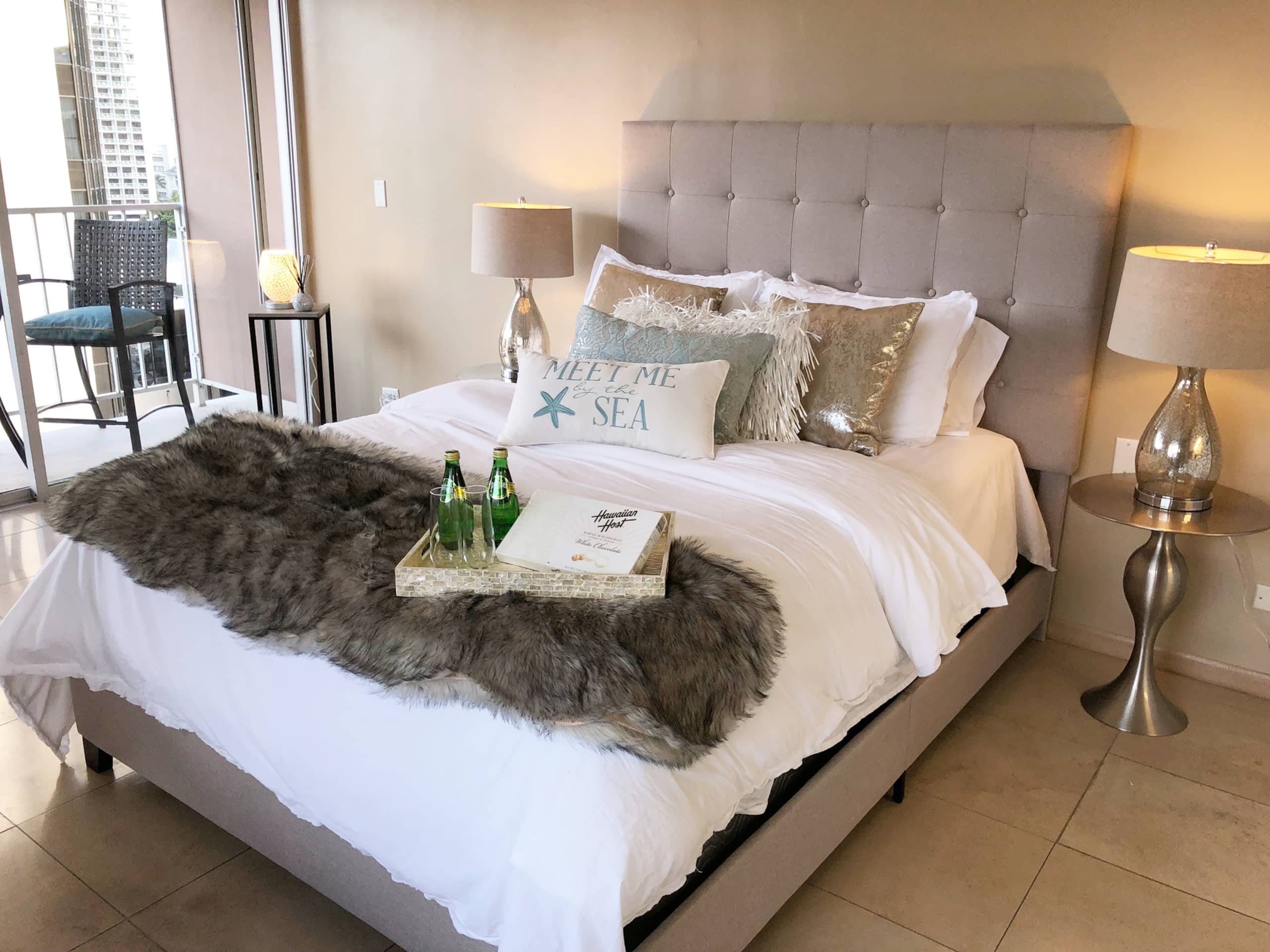 Condo in Honolulu · ★4.79 · Studio · 1 bed · 1 shared bath - Image 17