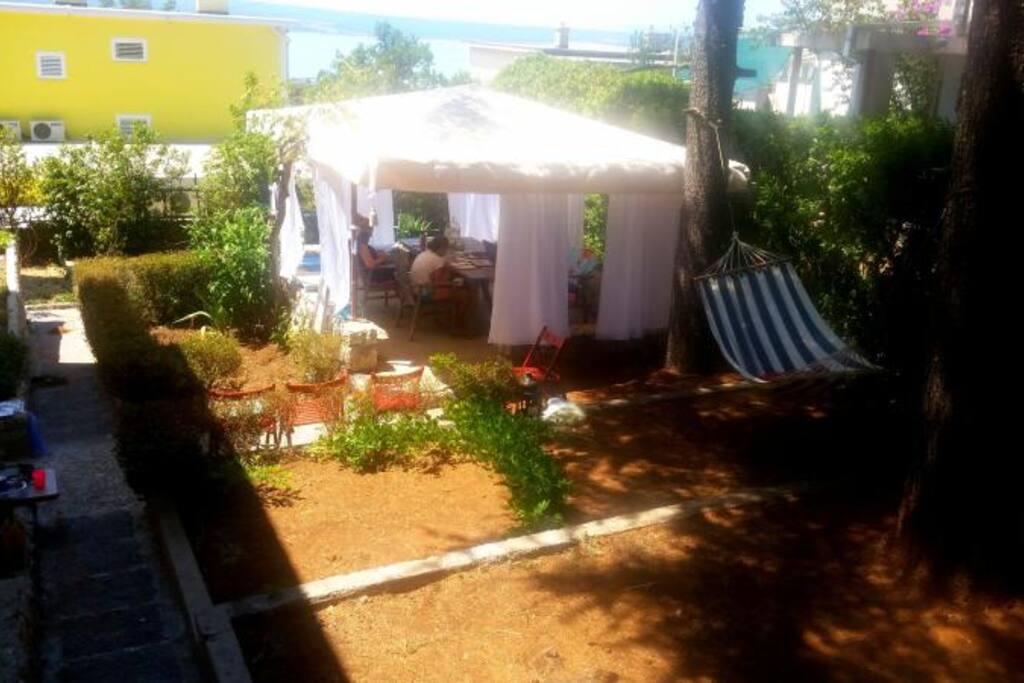 Beautiful garden including a spacious arbor