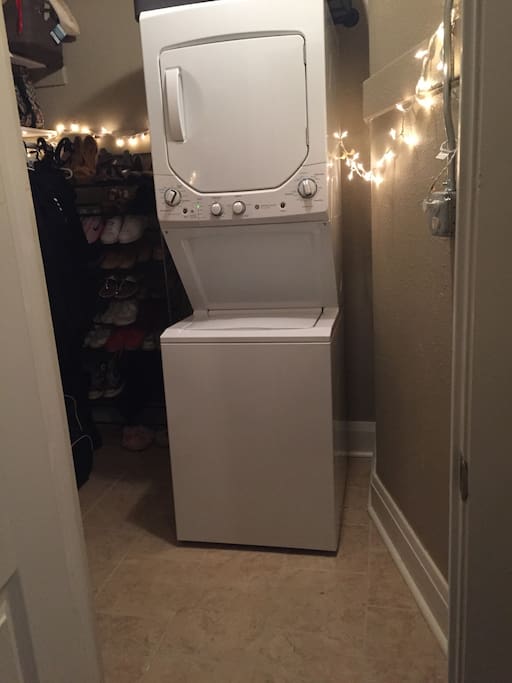 Washer/dryer in walk-in closet
