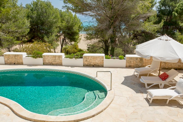 Ferienhaus Am Ibiza Strand Mit Pool Casa Playa Hauser Zur Miete In Santa Eularia Des Riu Balearen Spanien