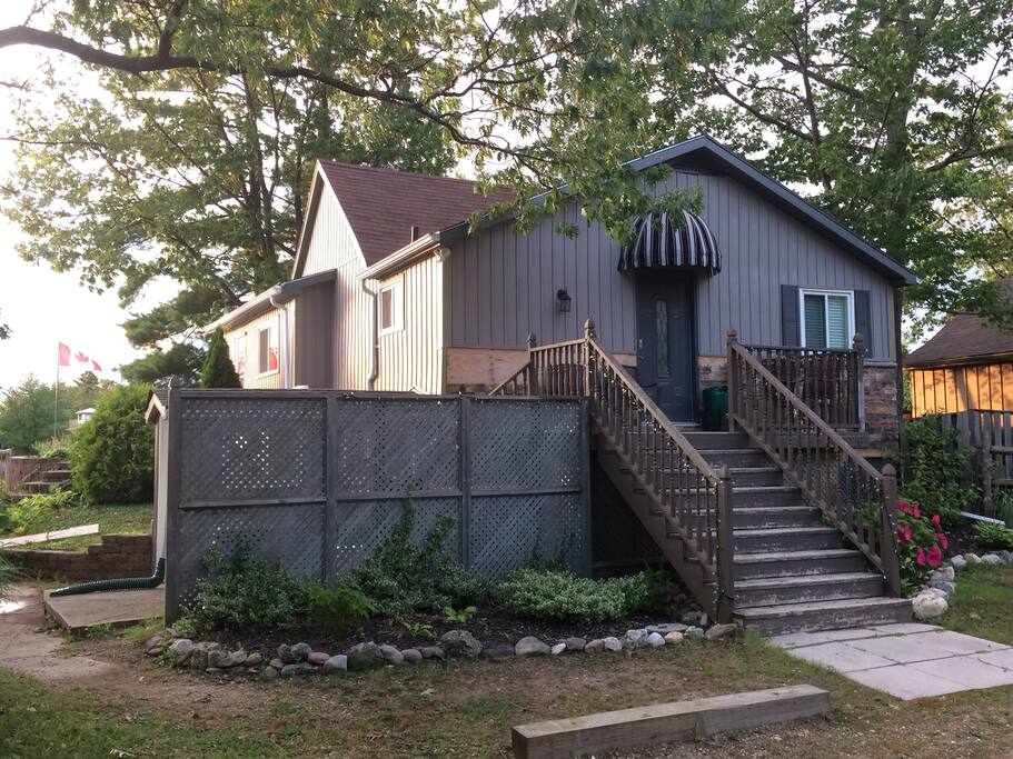 Welcome to Villa Wasaga!