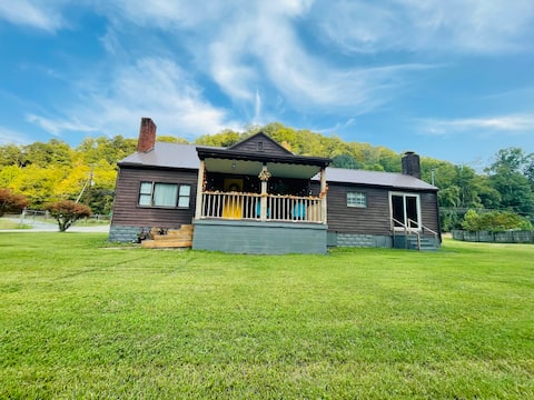 Millstone Creek Cabin 5 bedrooms 2.5 bath