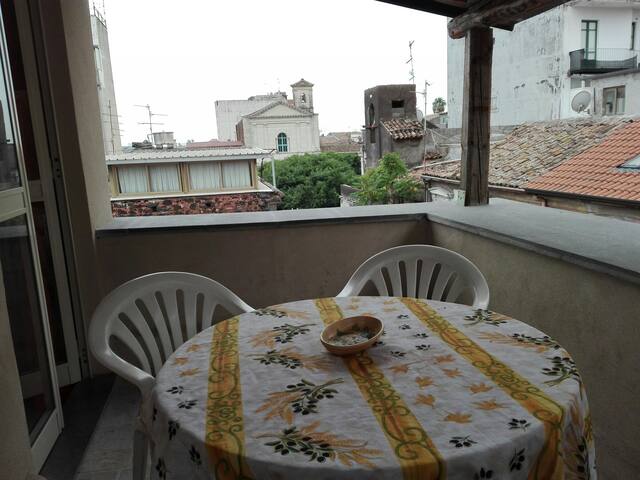 Dantes Home (City Center)