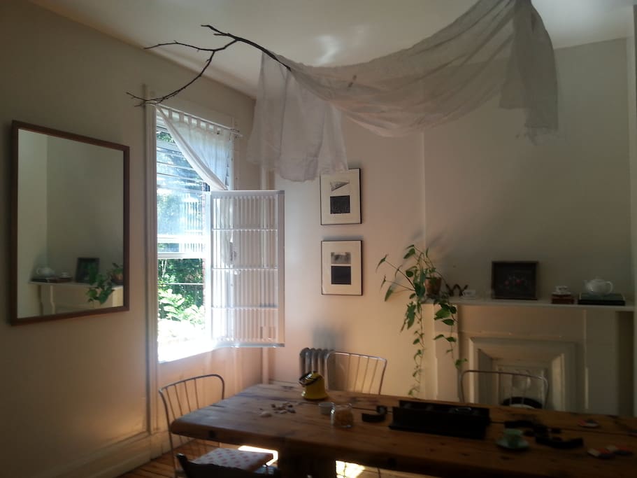 Dining room/Good light