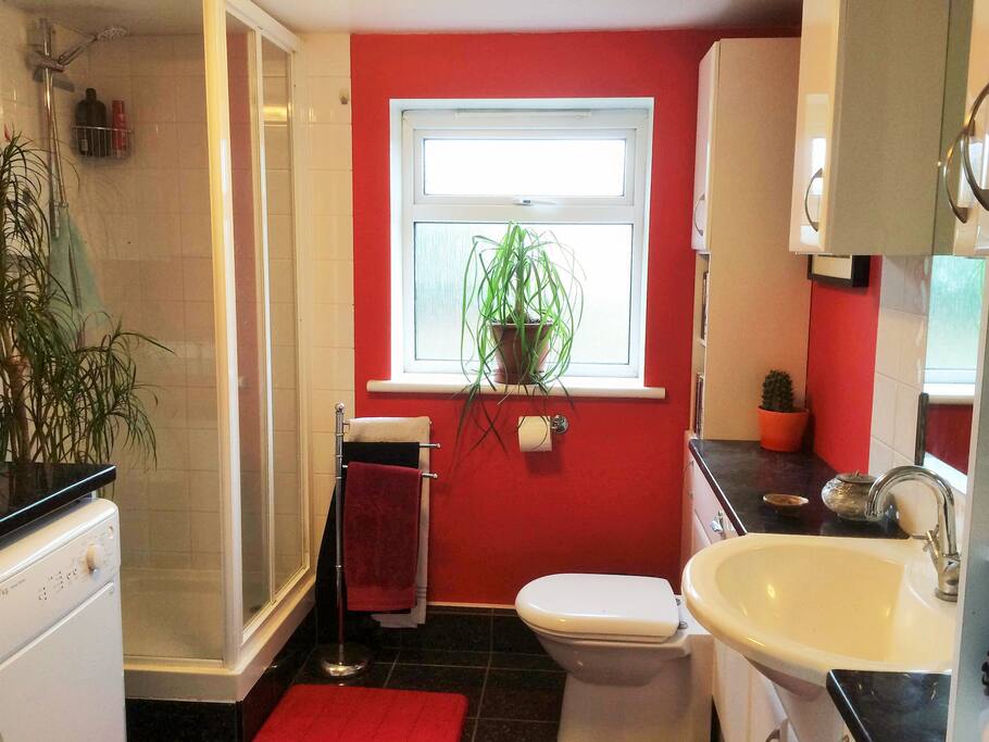 En Suite has shower
