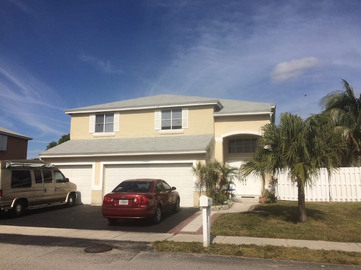 Pine Island Ridge Ferienwohnungen & Unterkünfte Florida, USA Airbnb