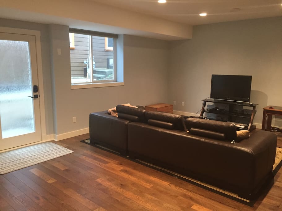 Separate living space with separate entrance, tv and wifi