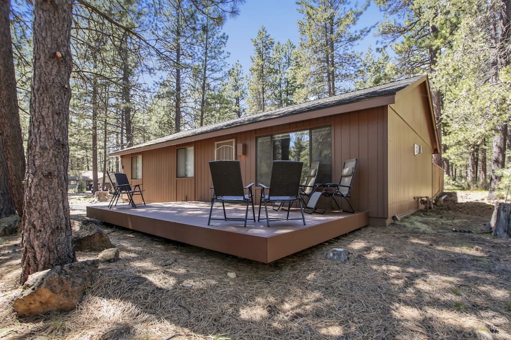 Chair,Furniture,Building,Cabin,Shelter