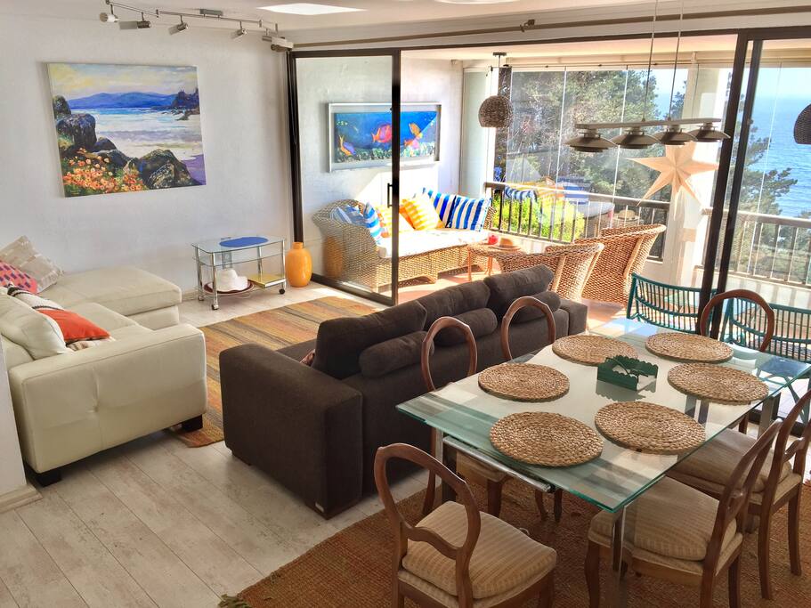 Dinning Room/ Living Room