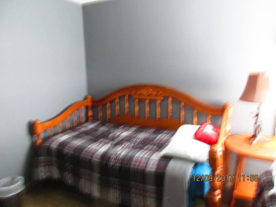 guest bedroom