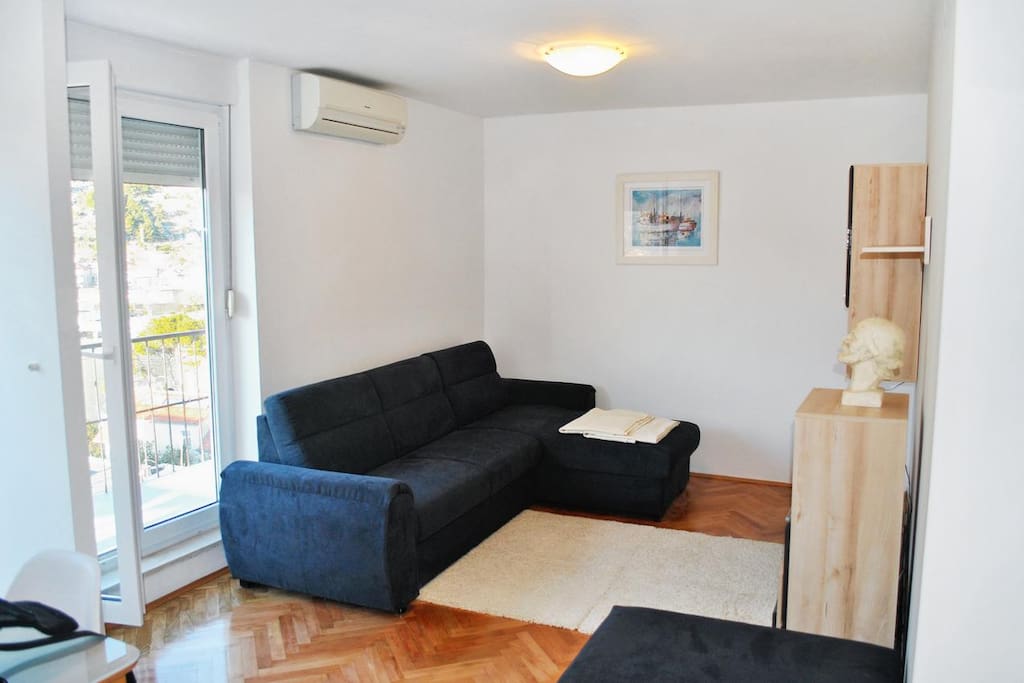 Living room, Surface: 12 m²