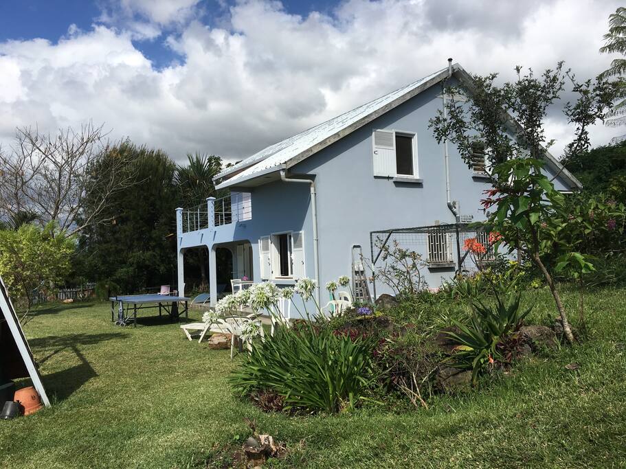Une maison bleue