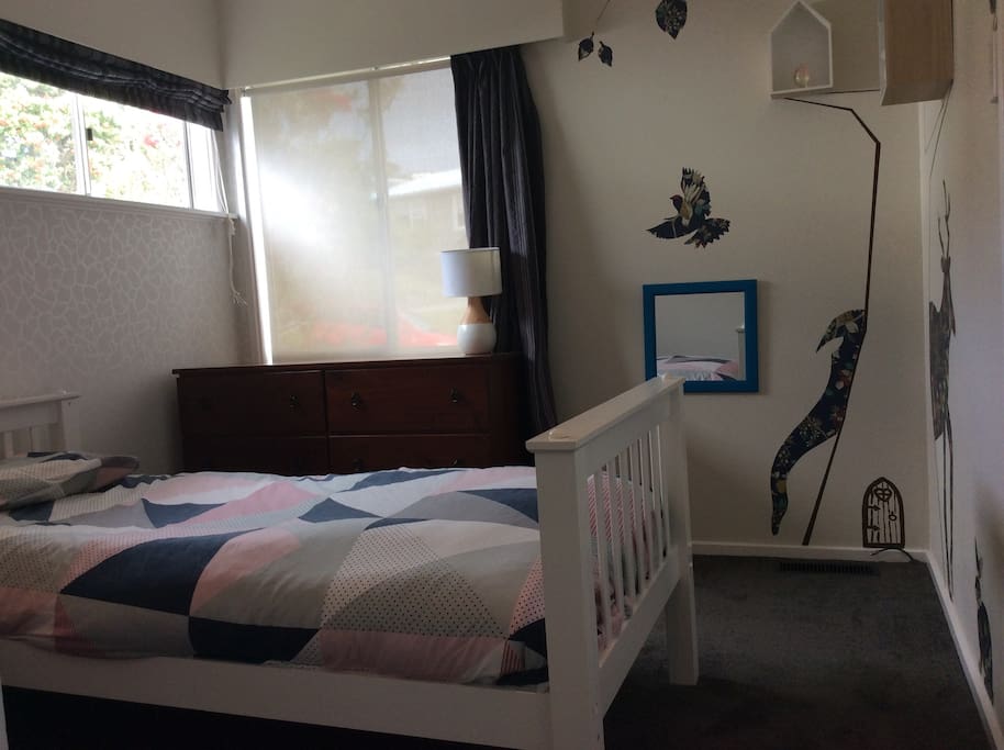 Single bedroom 1