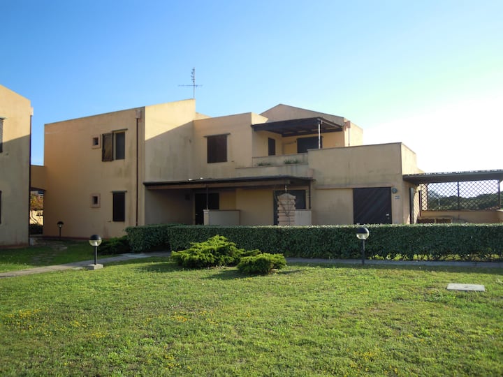 La Pelosa A Pochi Metri - Stintino