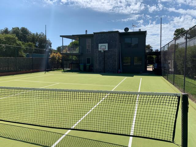 Blairgowrie Holiday House. Pool,Heated SpaTennis . gallery image 2
