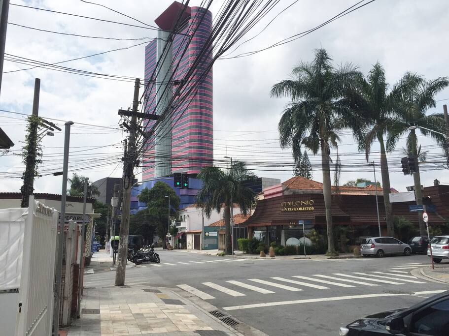street view: Tomi Otake building