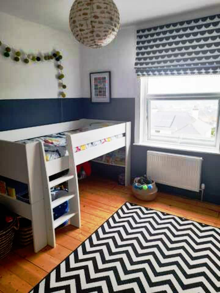 غرفة نوم فردية/طفل