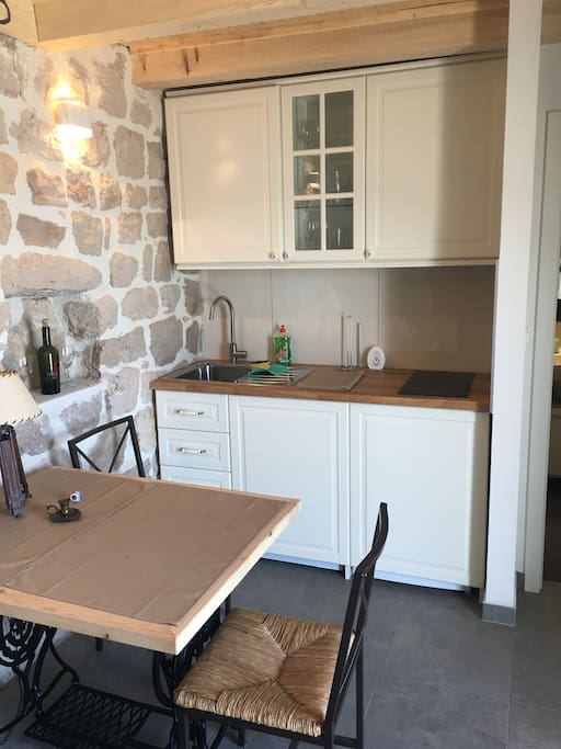 Kitchen fully equiped