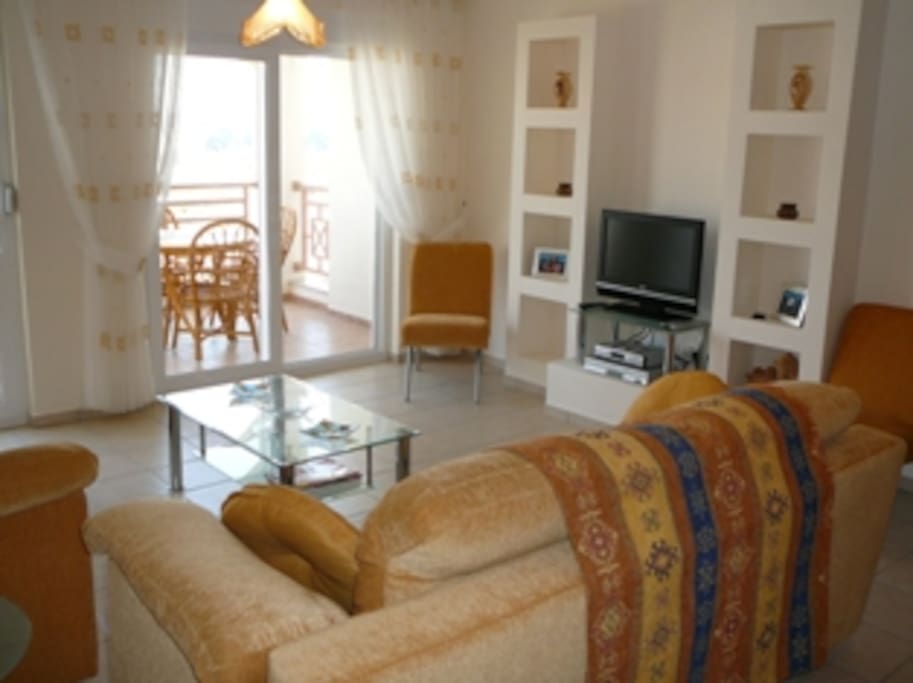 Large lounge
