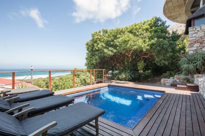 Amazing ocean view villa with private pool gallery image 2