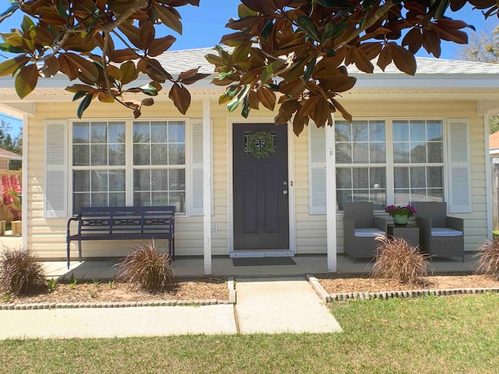 Arrowhead Beach House Houses for Rent in Pensacola, Florida, United
