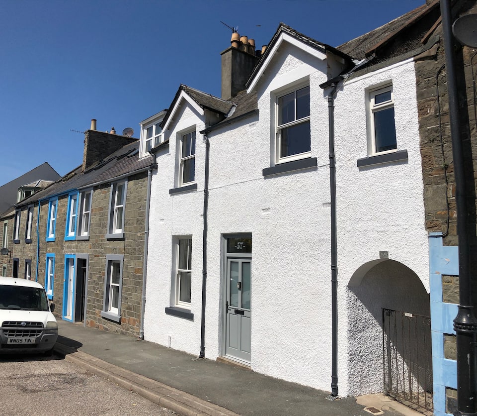 4 bedroom townhouse Kirkcudbright — photo 1