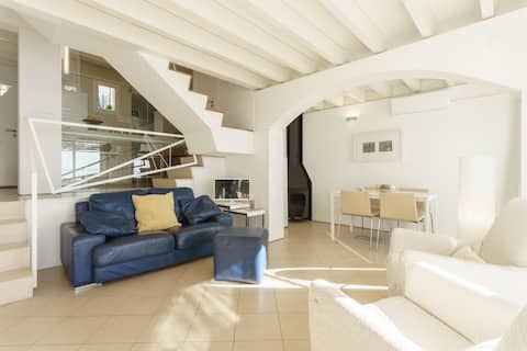 Popular Airbnb listing: Canostra - Alcanada - Port Alcudia in Alcúdia