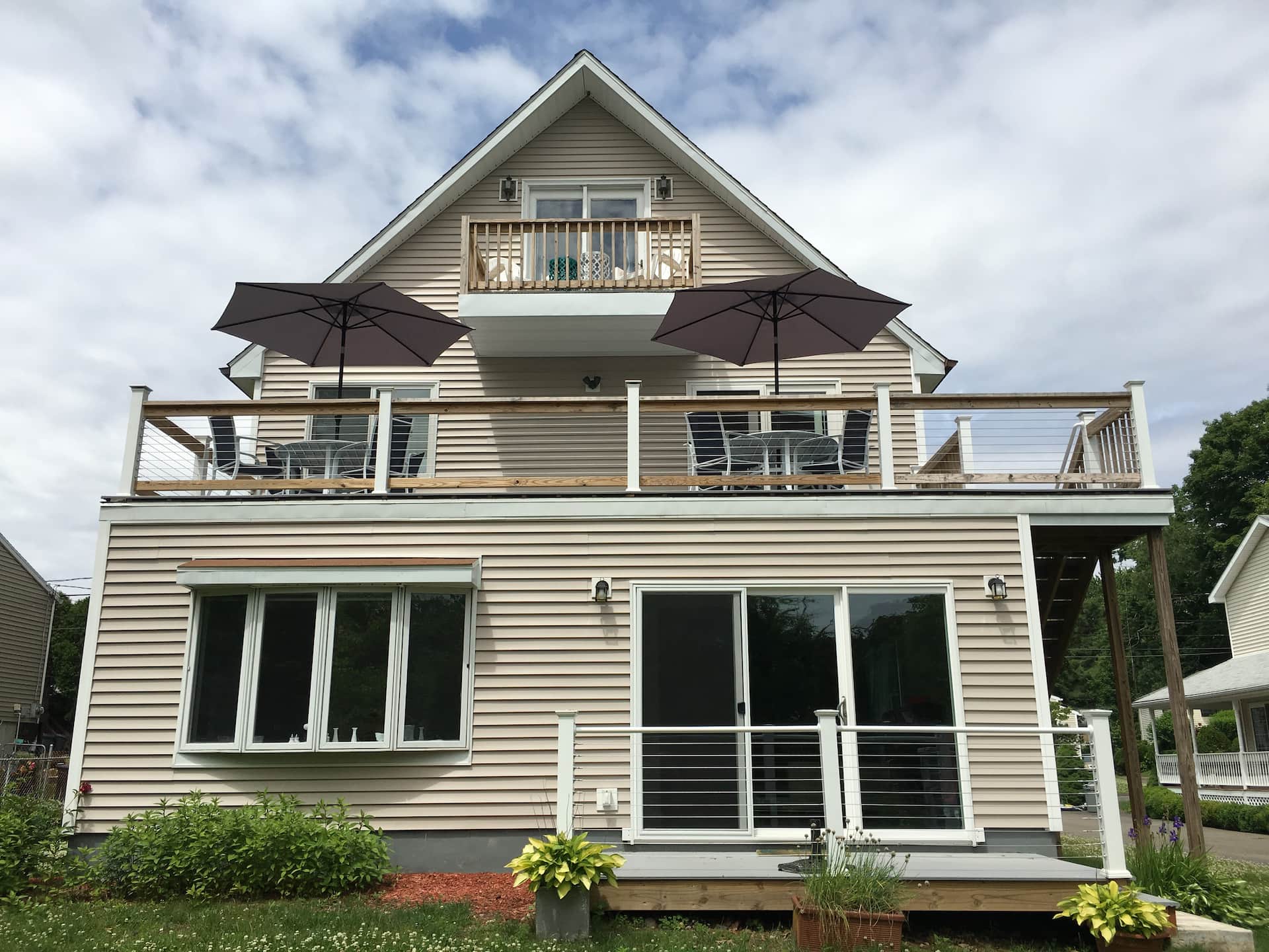 Spacious Modern Beach House, perfect for families — photo 3