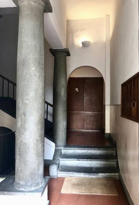 Ingresso del palazzo