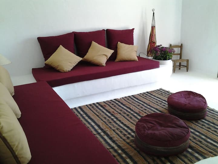 Charming House In Countryside With Oversea Views. - Cómpeta
