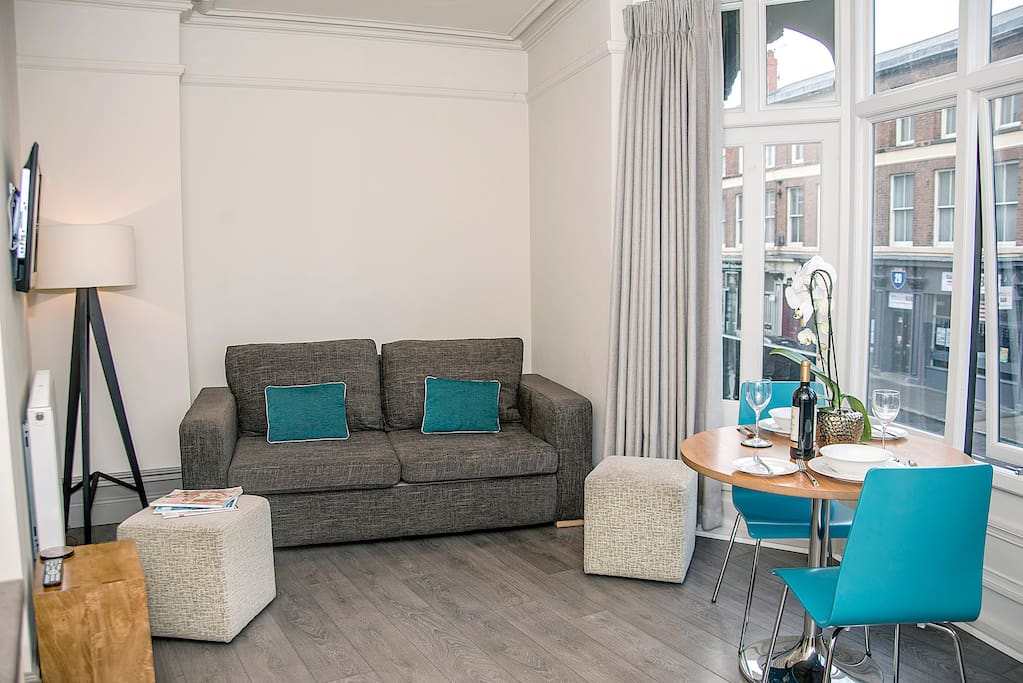 Living & Dining Area