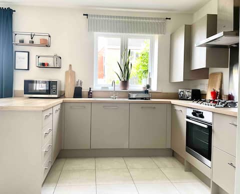 Beautiful Village Retreat in Worcestershire