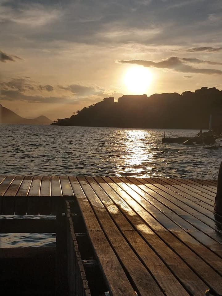 Aconchego serra e mar.