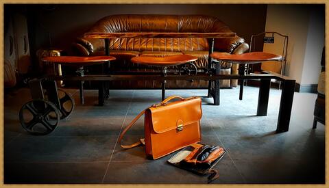Traveller's lounge